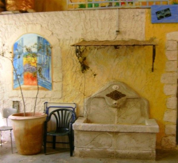 FONTAINE DE VAUCLUSE, hier